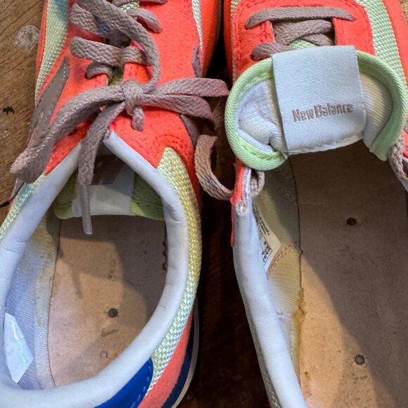 New Balance 620 Retro Sneakers Coral Neon Yellow Sz 8.5 - Picture 9 of 9